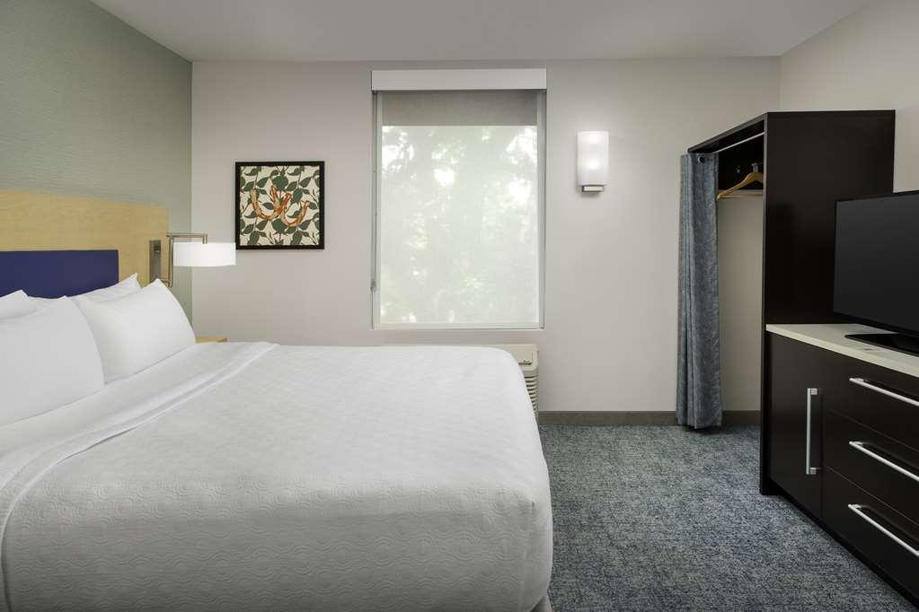 Home2 Suites By Hilton Lexington University / Medical Center Стая снимка