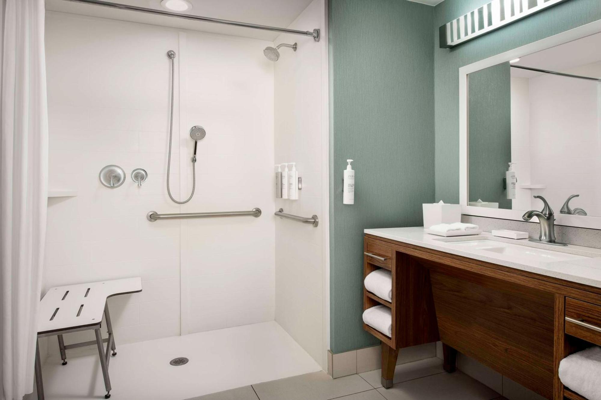 Home2 Suites By Hilton Lexington University / Medical Center Екстериор снимка
